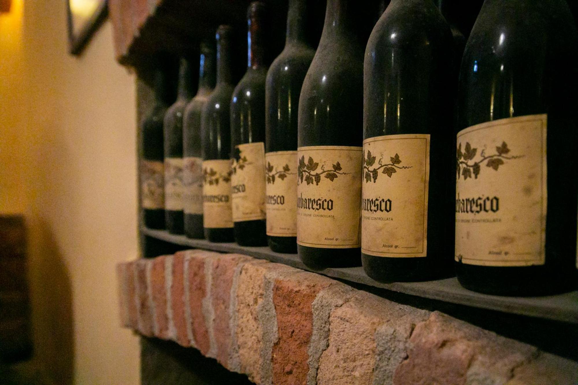 Ca Trifolera Barbaresco - Romantico Cascinale Con Antica Cantina Nel Cuore Delle Langhe - Degustazione Vini Nella Nostra Cantina Exterior foto